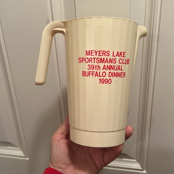 Vintage ribbed side 1990 Genesee Beer & Ale Collectible Plastic 8” Pitcher - Picture 2 of 4